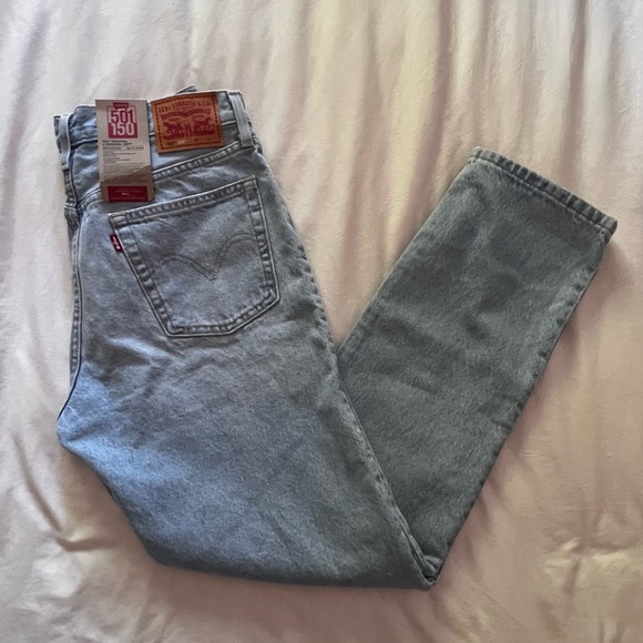 Levi’s 501 Straight Leg Jeans - Picture 3 of 7